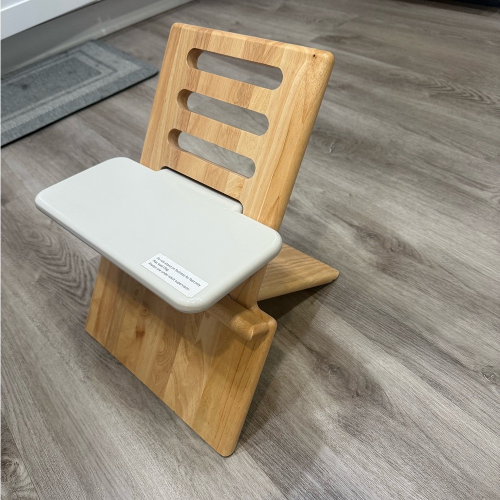 Footsi Grow by Nibble and Rest - Adjustable Wooden Footrest for kids - Picture 5 of 7